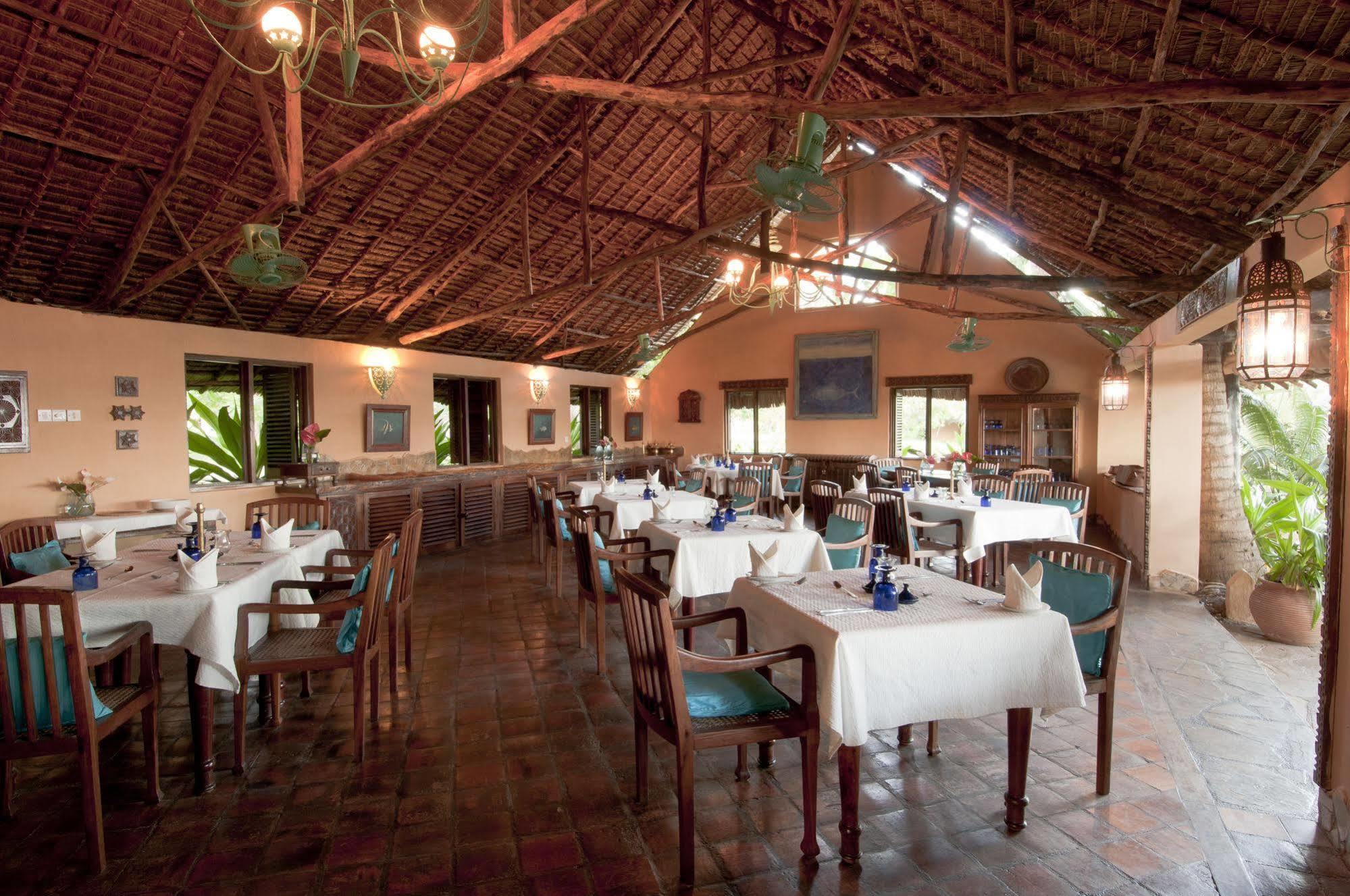 Kinasi Lodge Utende Zewnętrze zdjęcie