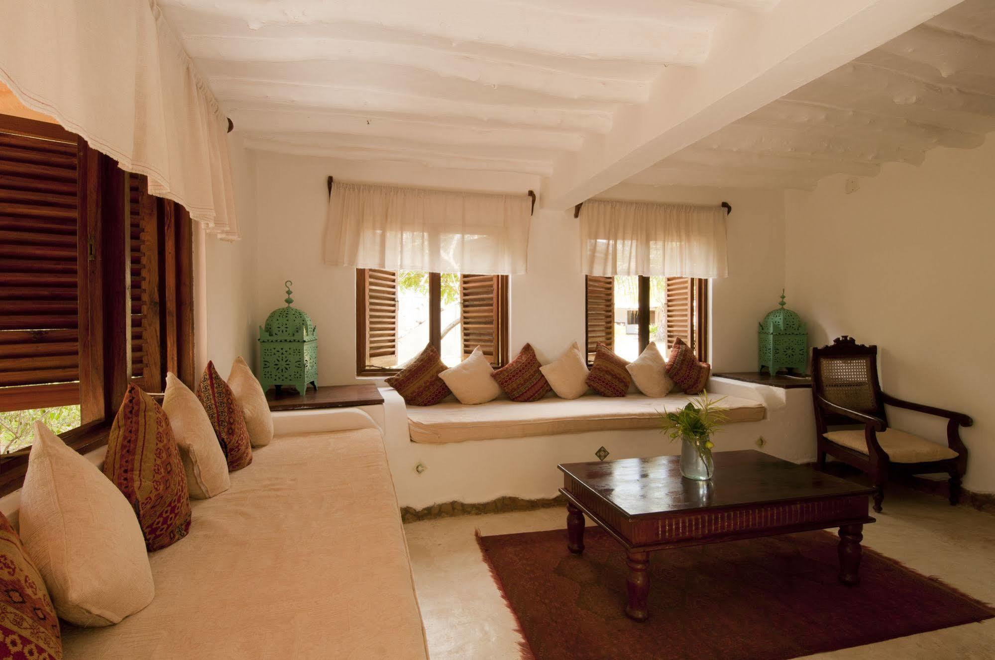 Kinasi Lodge Utende Zewnętrze zdjęcie