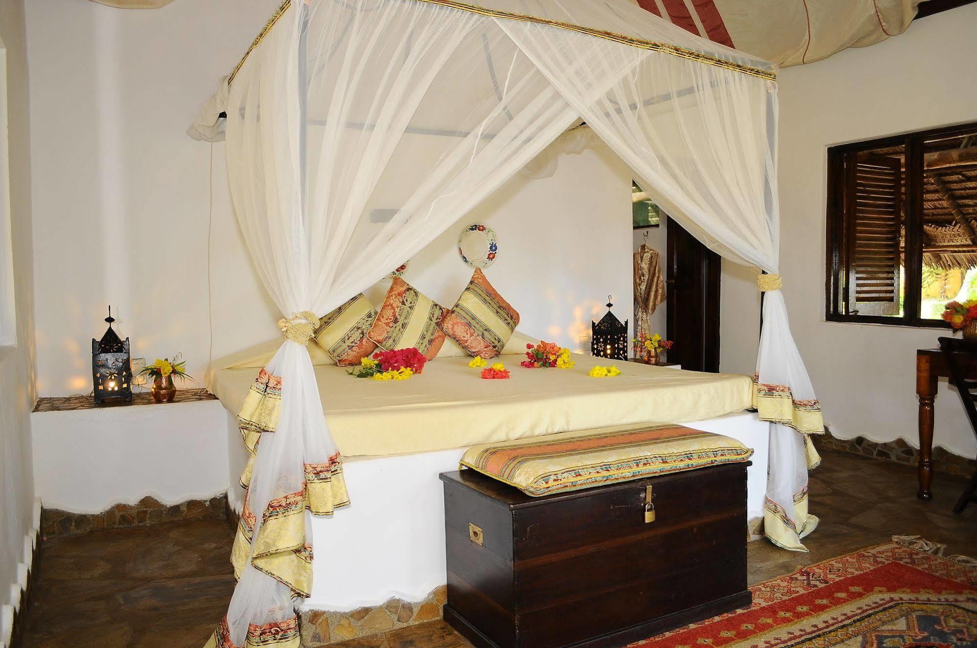 Kinasi Lodge Utende Zewnętrze zdjęcie