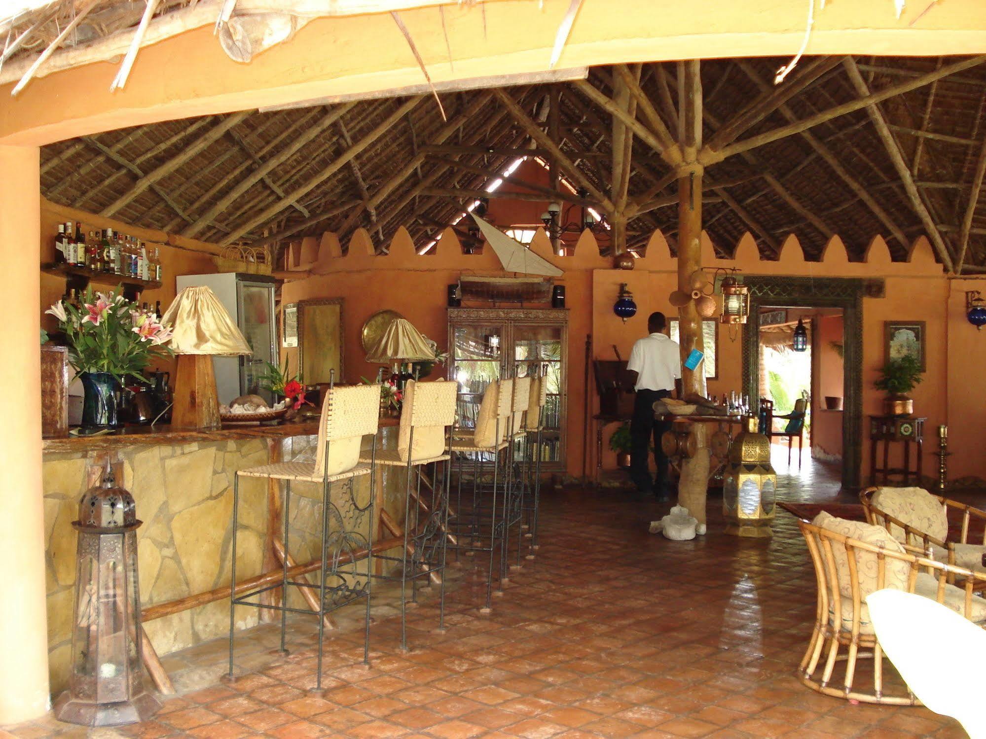 Kinasi Lodge Utende Zewnętrze zdjęcie